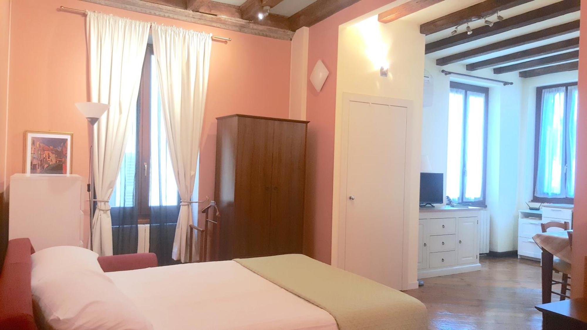 Monolocale In Centro A Verona Apartamento Exterior foto